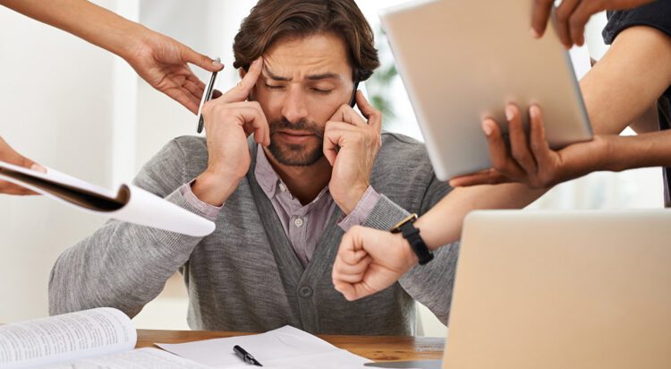 8 yếu tố nguy hiểm trong văn phòng làm việc
