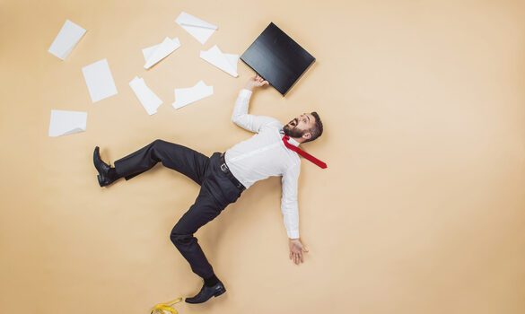 8 yếu tố nguy hiểm trong văn phòng làm việc